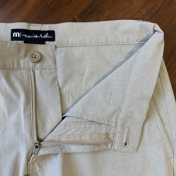 TRAVIS MATHEW Chino Short Beige Stripe Stretch Performance Golf Preppy - Picture 6 of 11